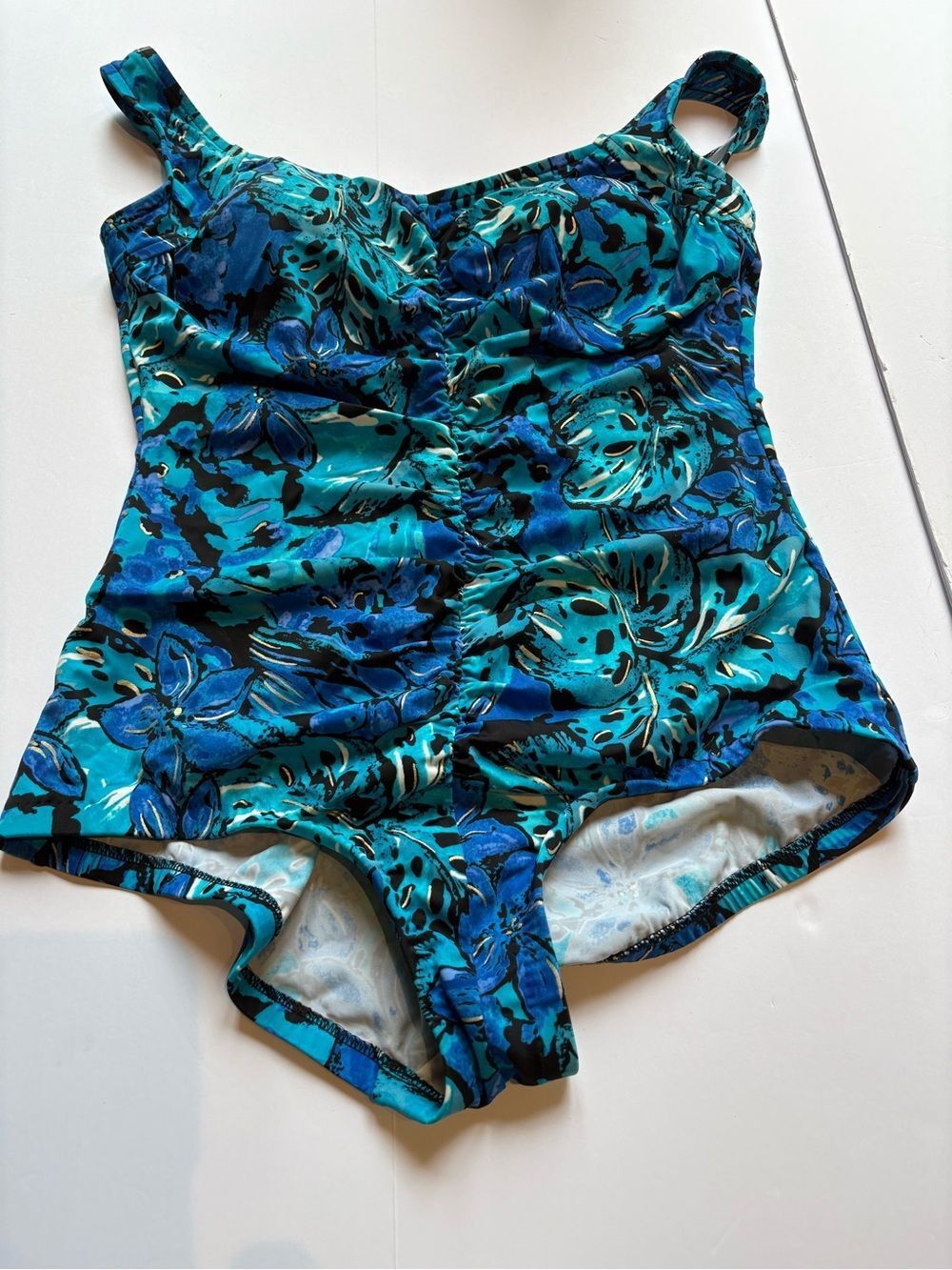 Azul Floral Ruched One-Piece Swimsuit in Teal & Blue Size 18W